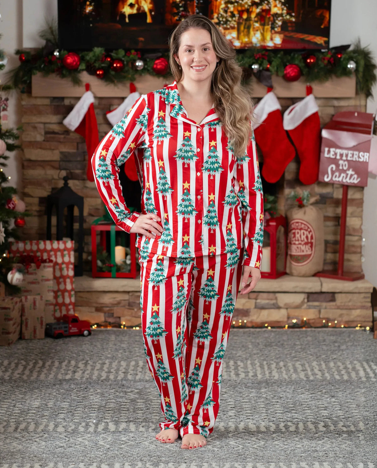 Christmas Family Matching Trees Print Stripes Long-sleeve Pajamas Sets with Christmas Socks Red