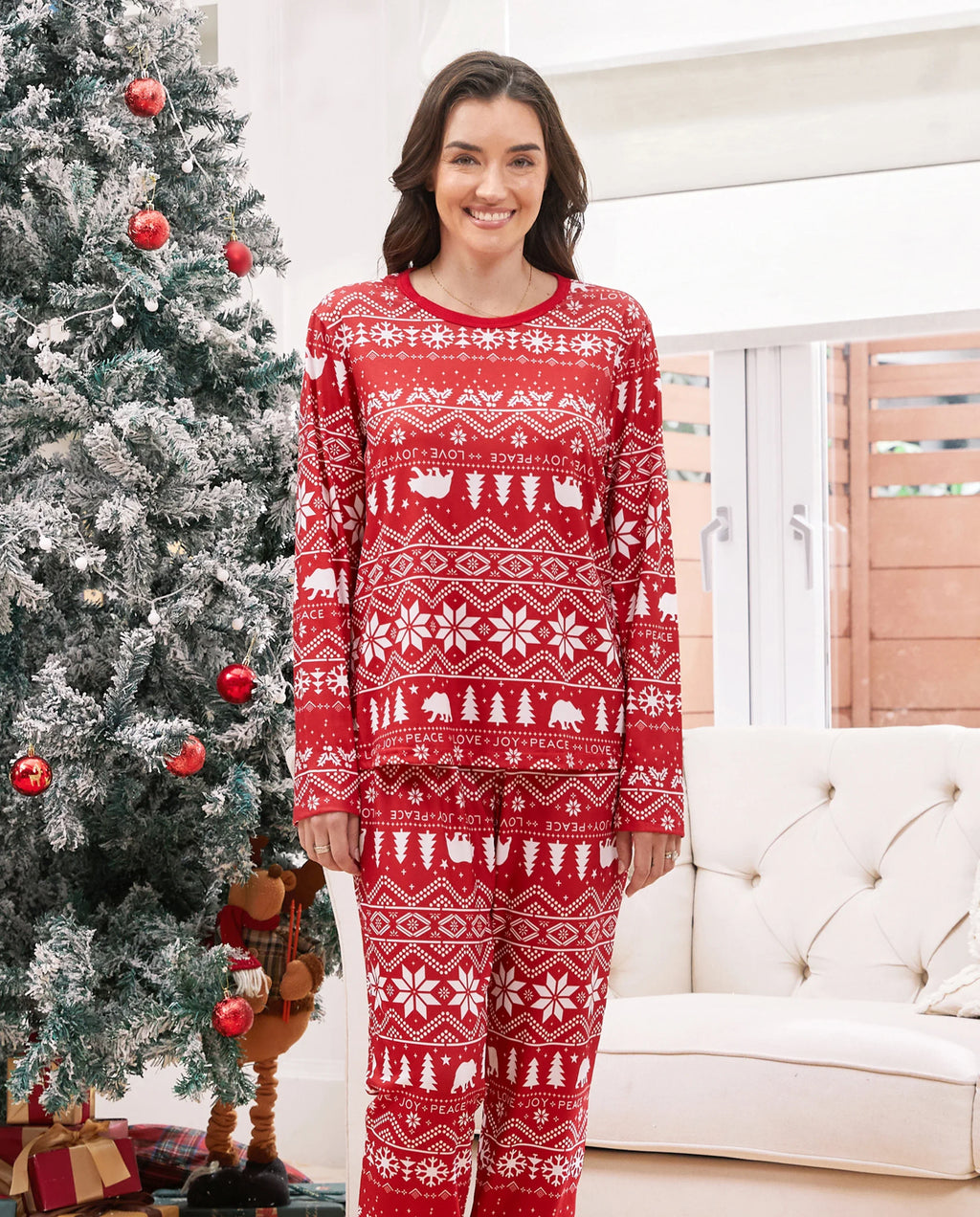 Traditional Christmas Print Family Matching Pajamas Sets with Christmas Socks Red