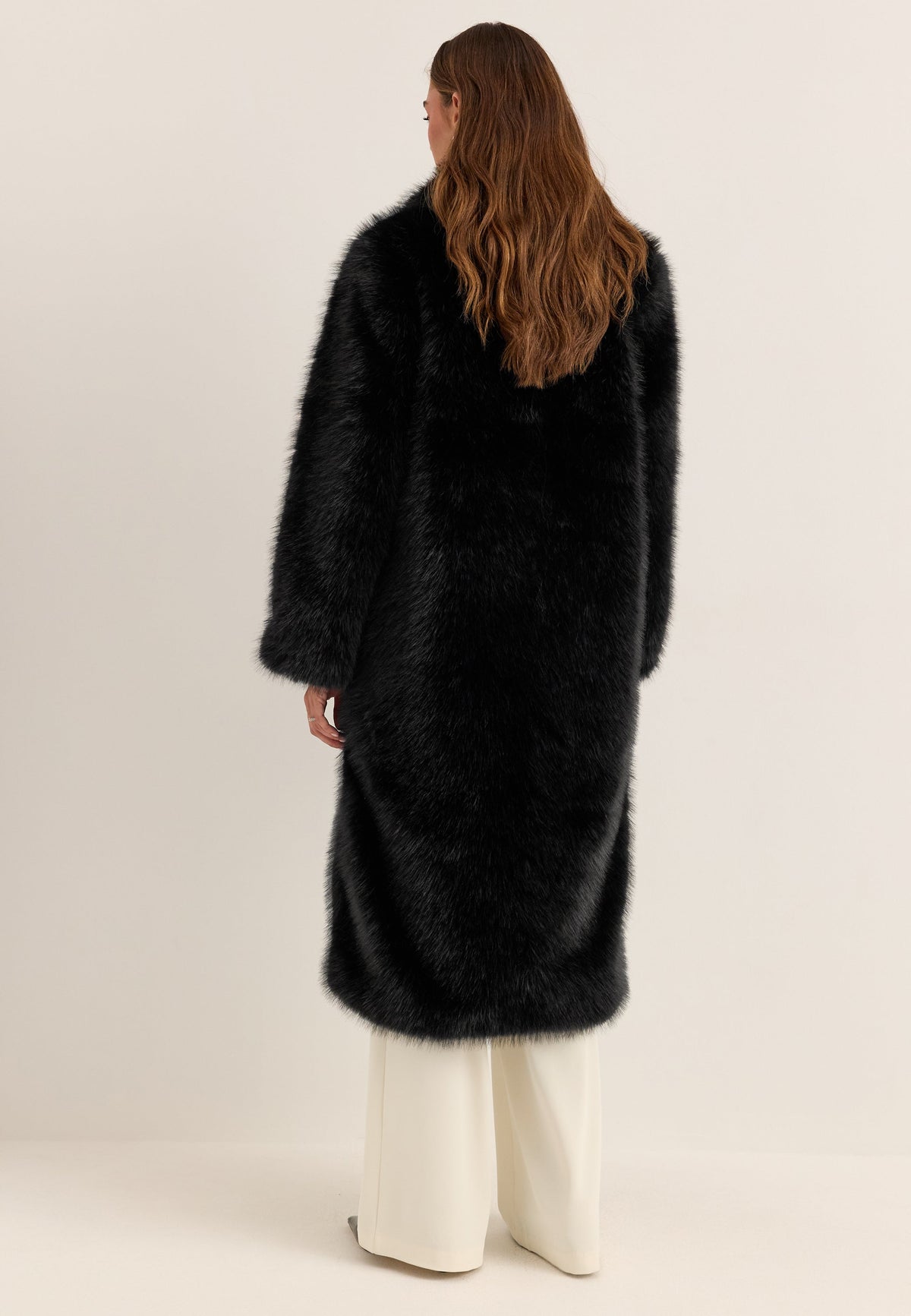 Women’s Long Faux Fur Coat with Side Pockets