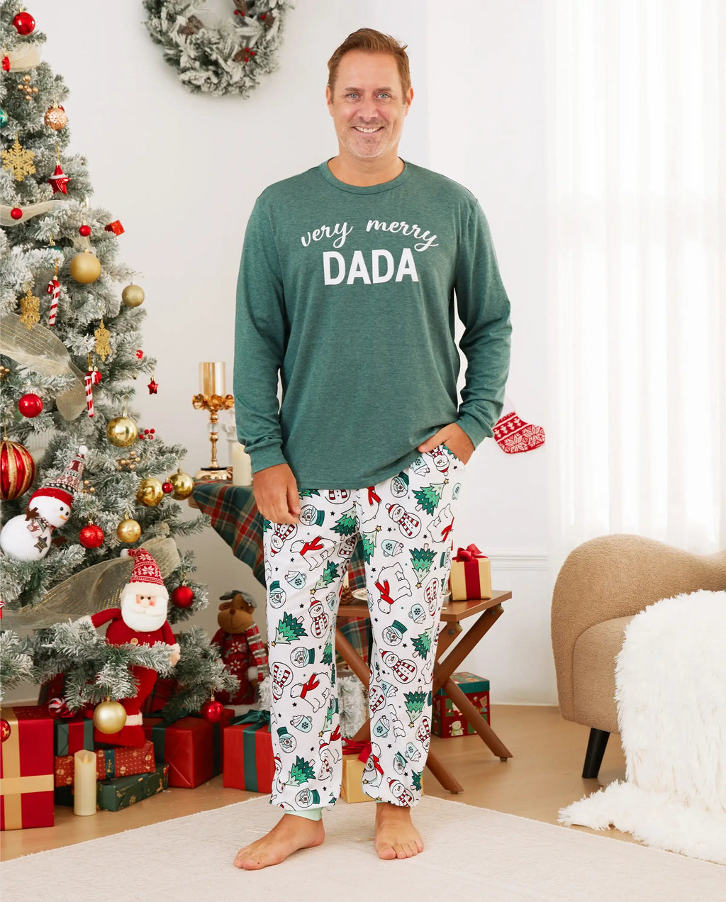 Christmas Family Matching Long Sleeves Very Merry Green Tops Allover Pattern Pants Pajamas Sets with Christmas Socks
