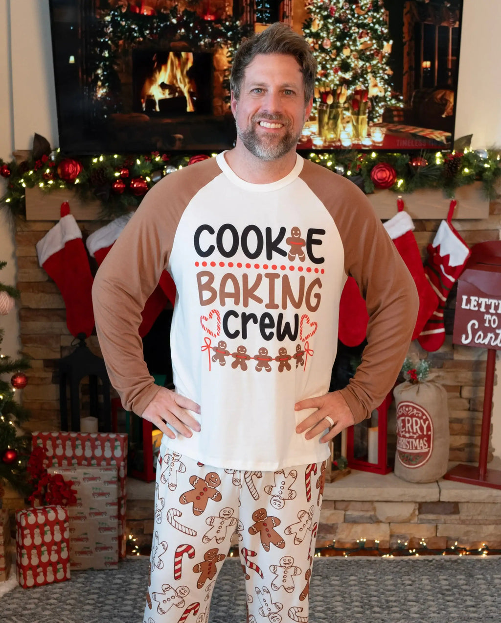Christmas Family Matching Letter and Gingerbread Man Print Long-sleeve Pajamas Sets with Christmas Socks Khaki