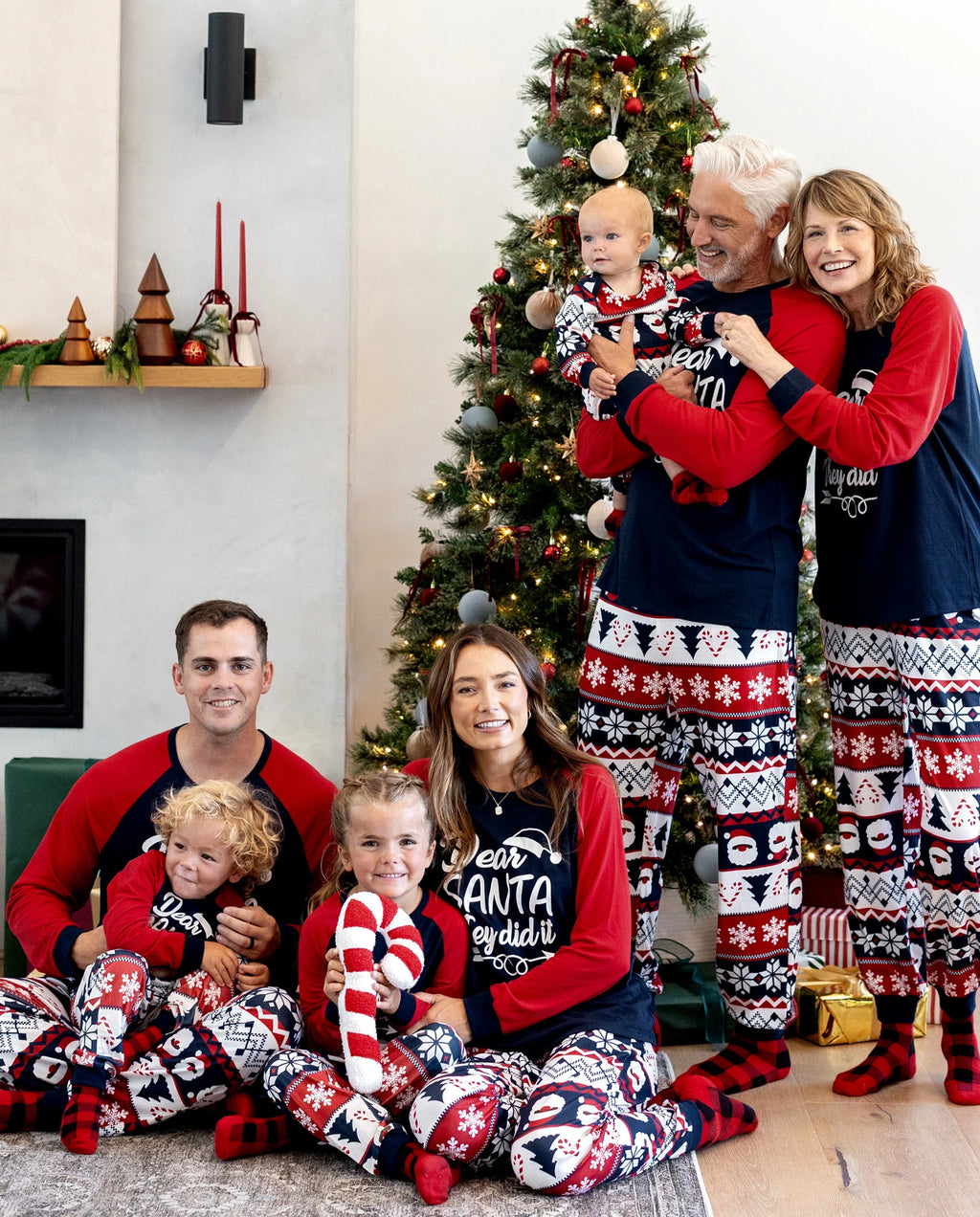 Christmas Matching Family Pajamas Set Glow In The Dark Santa Claus Print PJS with Christmas Socks Deep Blue