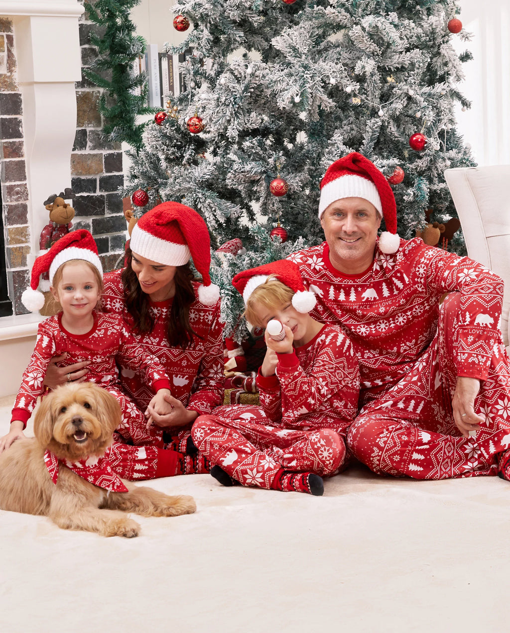 Traditional Christmas Print Family Matching Pajamas Sets with Christmas Socks Red