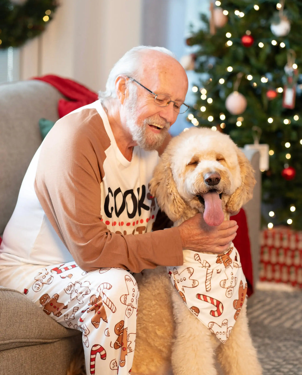 Christmas Family Matching Letter and Gingerbread Man Print Long-sleeve Pajamas Sets with Christmas Socks Khaki