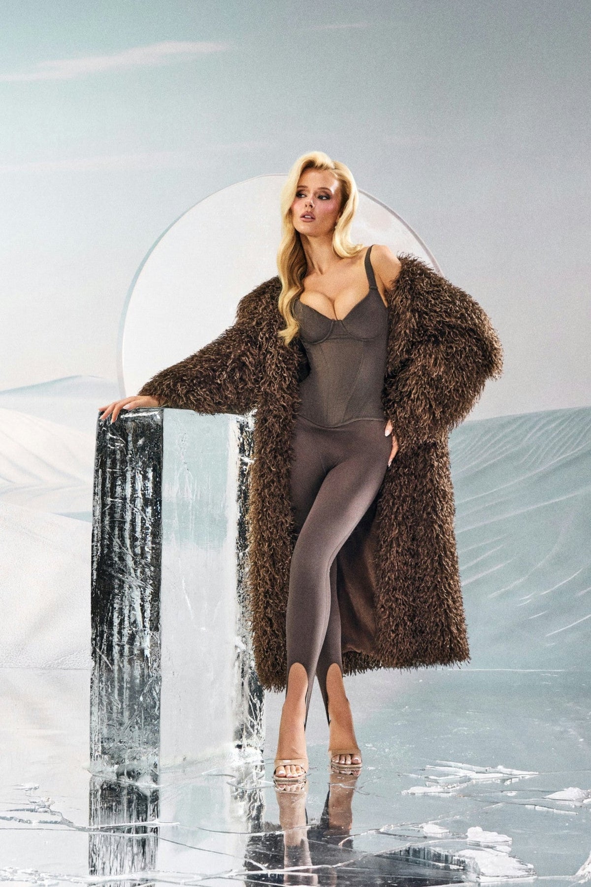 Women’s Long Textured Faux Fur Coat