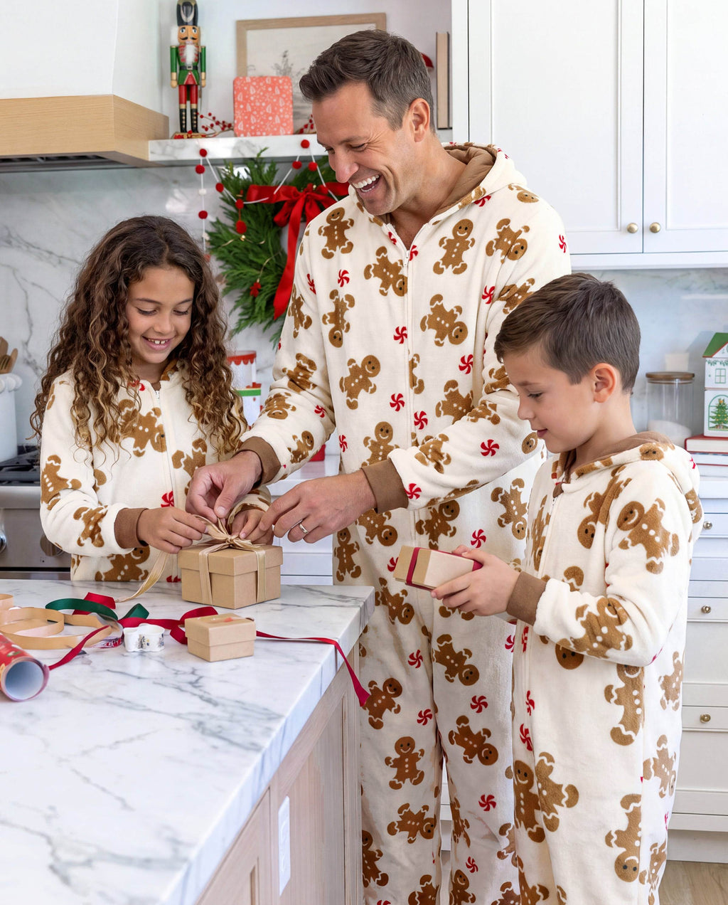 Matching Family Christmas Pajamas Gingerbread Print Coral Fleece Christmas Onesie