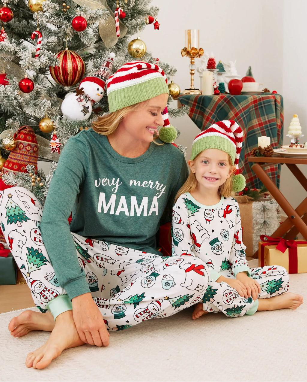 Christmas Family Matching Long Sleeves Very Merry Green Tops Allover Pattern Pants Pajamas Sets with Christmas Socks