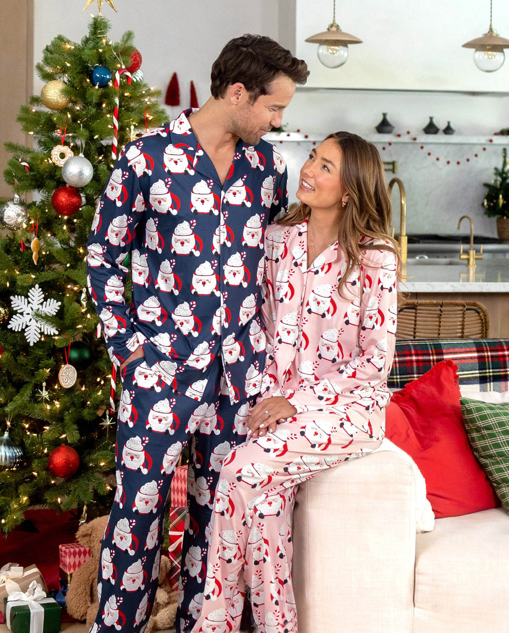 Matching Family Christmas Pajamas Mug & Santa Print Multicolor