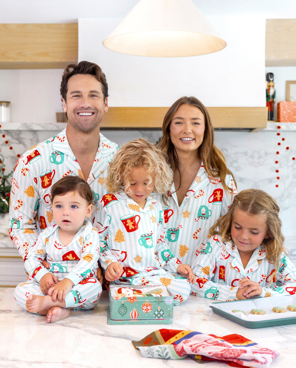 Family Matching Christmas Pajamas Mug Print Green