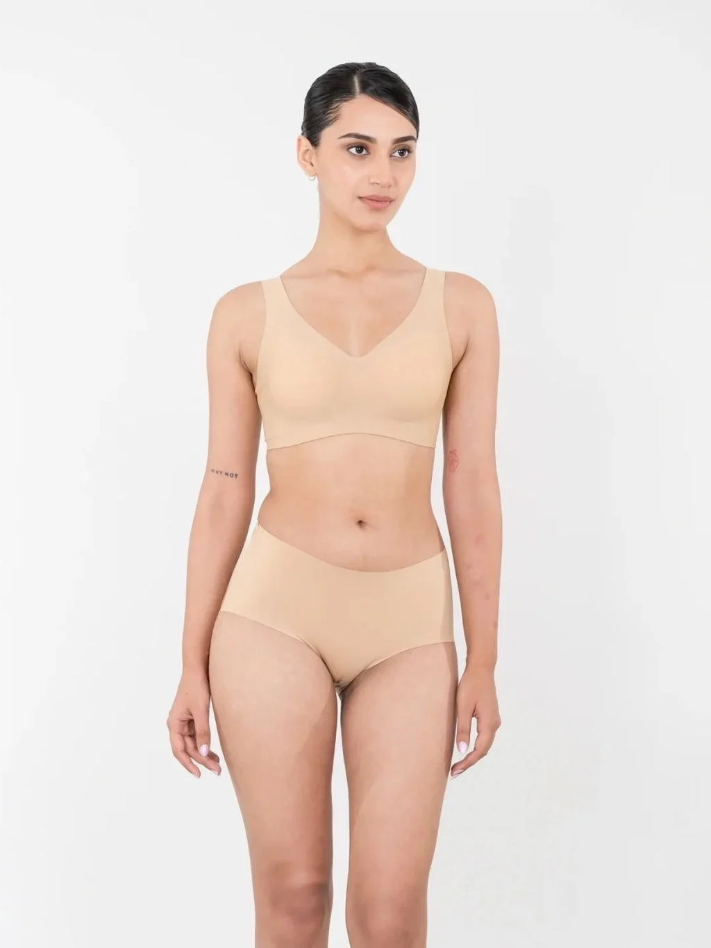 Buy 2, Get 1 Free。Skyn Seamless Panty