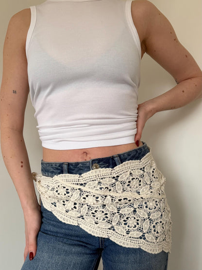 The Crochet Triangle Scarf – Floral Multi-Way Wrap