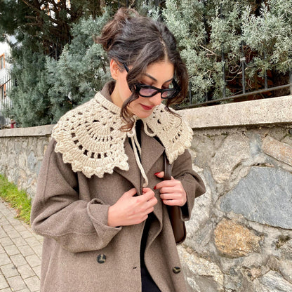 Vintage Crochet Lace Collar | Detachable Tie-Front Layering Collar