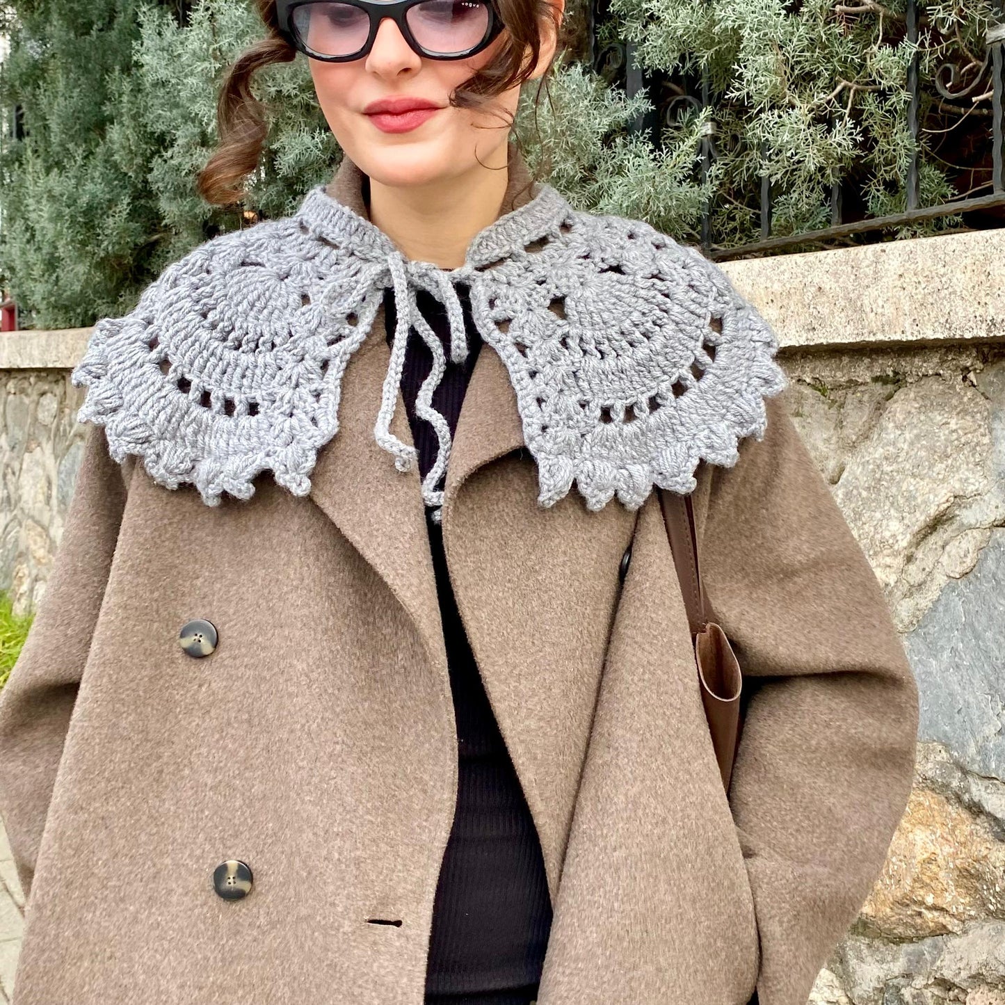 Vintage Crochet Lace Collar | Detachable Tie-Front Layering Collar