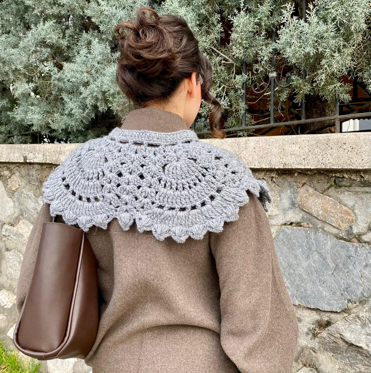 Vintage Crochet Lace Collar | Detachable Tie-Front Layering Collar
